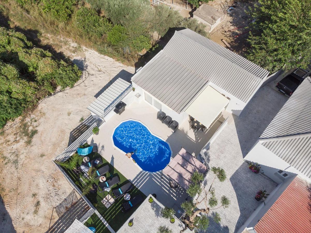 B&M Villas Metochi Siriliou Kültér fotó