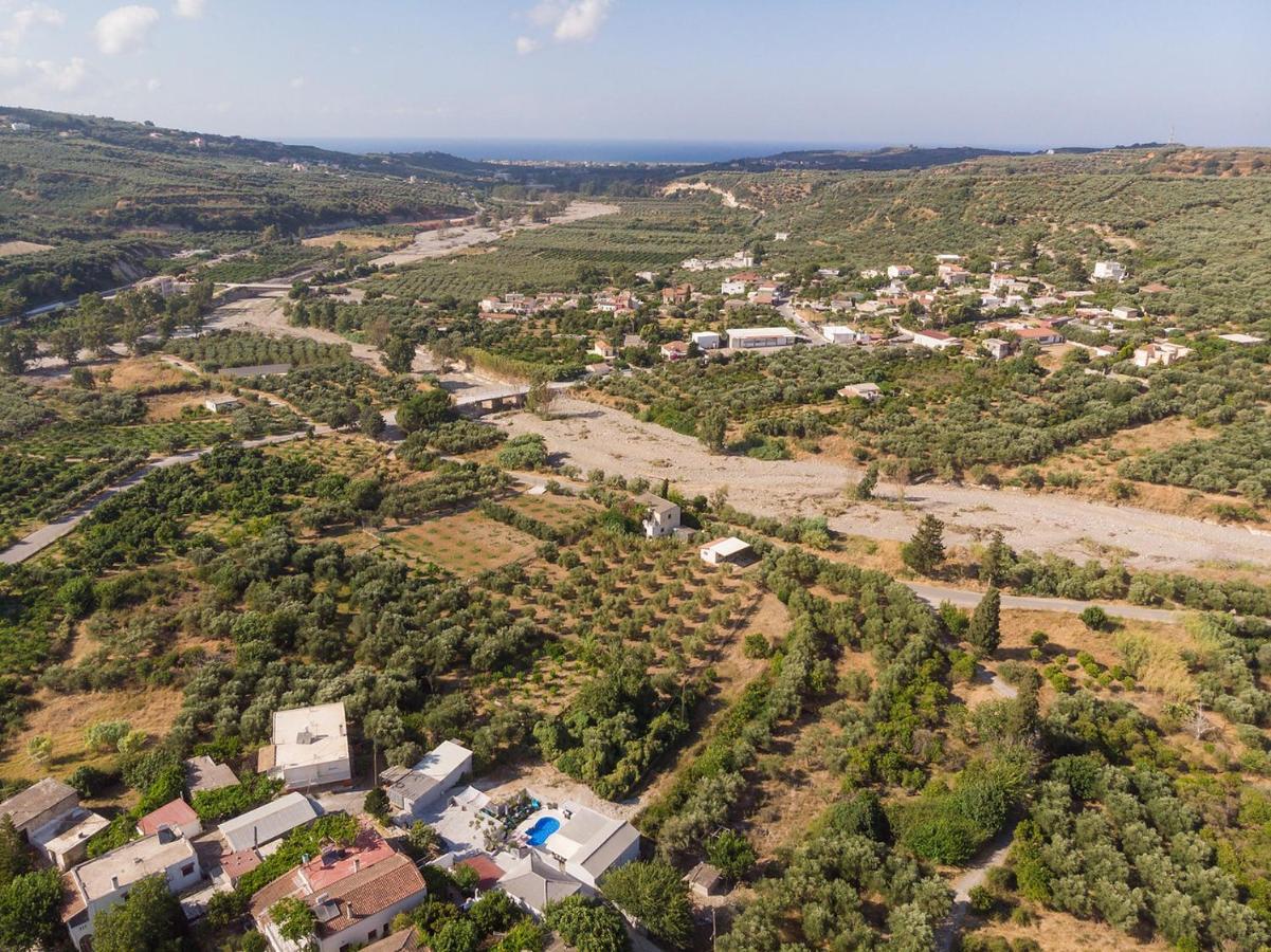 B&M Villas Metochi Siriliou Kültér fotó